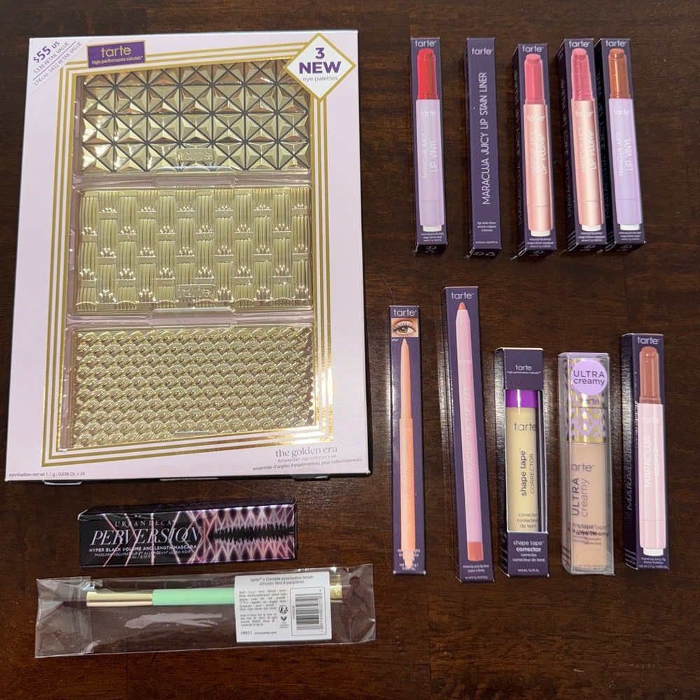 Beauty Bundle – 13 Items! 💄✨